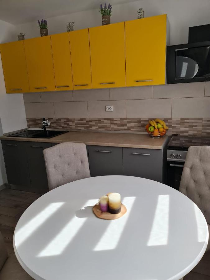 Stephanie Apartment Galati  Exterior photo